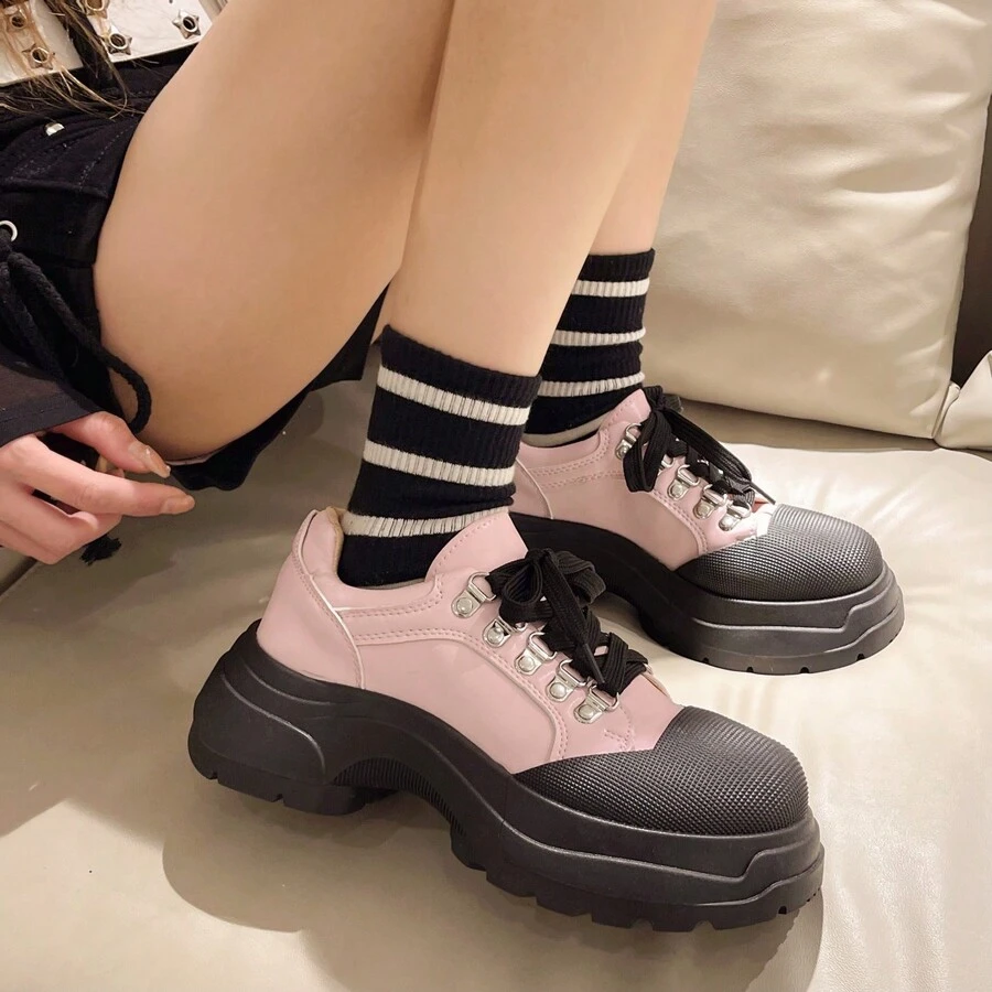 New Fashionable Versatile Ladies' Shoes, Suitable For All Occasions - Pink - View 1