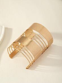 1pc Fashionable Retro Punk Style Hollow Out Metal Bracelet, Perfect For Travel, Vacation, Party And Cross-border Customs - Yellow Gold - View 4