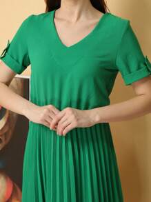 Women Dresses - 綠色 - 查看 2