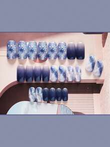 24入組冬季雪島主題美甲貼紙,具有漸層藍色假指甲設計 - 彩色 - 查看 4