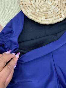 Shortinho de praia cós alto que substitui a calcinha de biquini Plus Size com regulagem na lateral