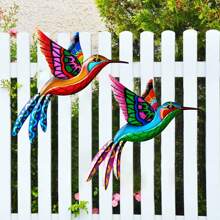 1 Bộ 2 Miếng 8.7 Inch Kim loại Chim ruồi Trang trí , Đầy màu sắc Kim loại Chim ruồi Thích hợp Đối với Trong nhà/Ngoài trời Đồ trang trí , Treo Vật trang trí , Nhà  Trang trí , Sân vườn Trang trí , Trang trí , Buổi tiệc Trang trí , Đồ dùng cho kỳ nghỉ , Ngày lễ Đồ trang trí , Văn phòng Đồ trang trí , Hiên nhà Đồ trang trí , Sân trong Đồ trang trí , Lễ ăn mừng Đồ trang trí , Trang trí đám cưới , Cà phê Đồ trang trí , Quán bar Đồ trang trí - Đầy màu sắc - Xem 10