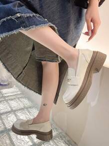 2023秋季新款厚底粗/中跟女鞋休閒舒適百搭