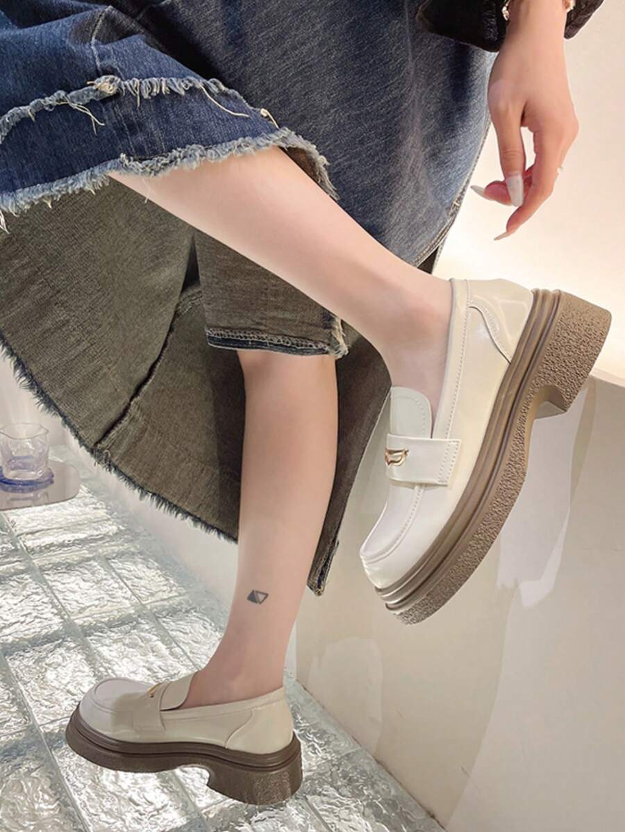 2023秋季新款厚底粗/中跟女鞋休閒舒適百搭