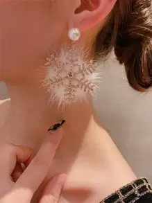 聖誕元素耳環和耳飾,質感氛圍適合圓臉,仿珍珠誇張雪花2023新款式 - 金色 - 查看 2