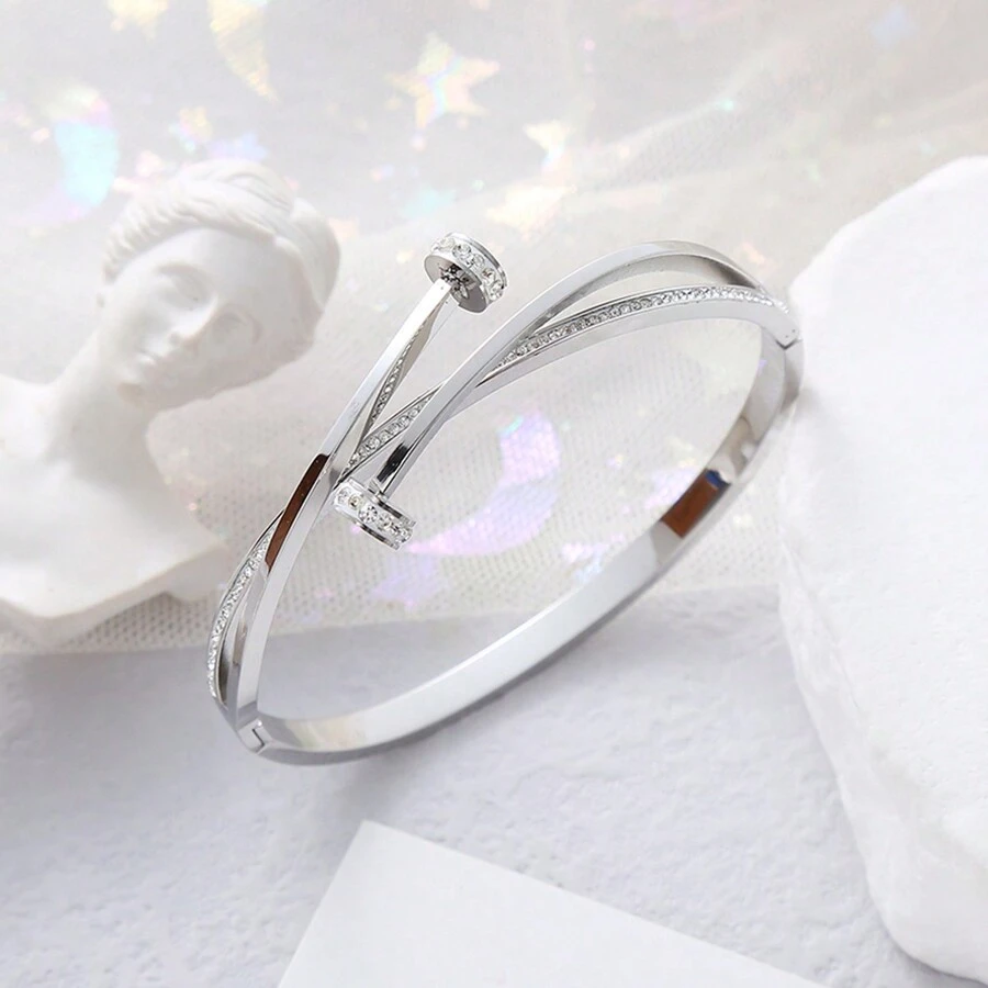 1pc Minimalist Rivet Design Luxury Stainless Steel Rhinestone Inlaid Bracelet, Suitable For Daily Wear, Women Gift - Silver - View 1