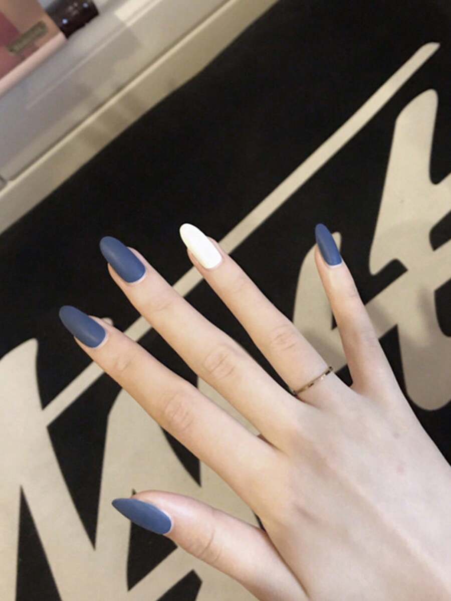 24 Piezas Clásico Presionar-en Uñas Mate Esmeriladas Cortas Ovaladas Con Pestañas De Pegamento, Pegamento Tipo Jalea, Perfecto Para Viajar, Ocio, Fiesta, Uso Diario - Multicolor - Ver 1