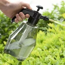 1.5l Capacity Green Air Pressure Watering Can - Green - View 3