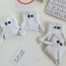 2 Pairs Magnetic White Solid Color Socks, Automatic Holding Hands Design, Cute & Funny - White - View 2