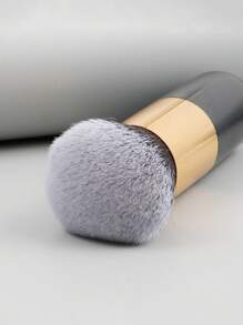 1支多功能化妝刷,適用於粉、腮紅、散粉