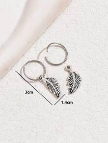 1 對精緻時尚復古古董鍍銀羽毛形狀吊墜耳環,非常適合女士日常佩戴、節日或約會禮物