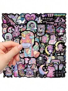 56 件哥特式卡通娃娃贴纸 - 非常适合笔记本电脑、个人电脑、智能手机、万圣节涂鸦等！、学校用品、返校 - 彩色 - 查看 3