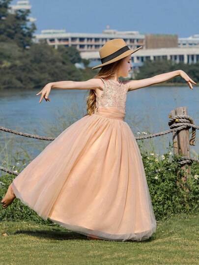 Tween Girl Champagne Lace & Mesh Contrast Sleeveless Formal Dress, For Wedding/Flower Girl
