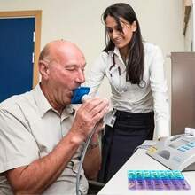 1個可攜帶式藥盒,7個每日分格的藥片整理盒,上午下午槽,每週劑量容器,藥品分配器 - 彩色 - 查看 7