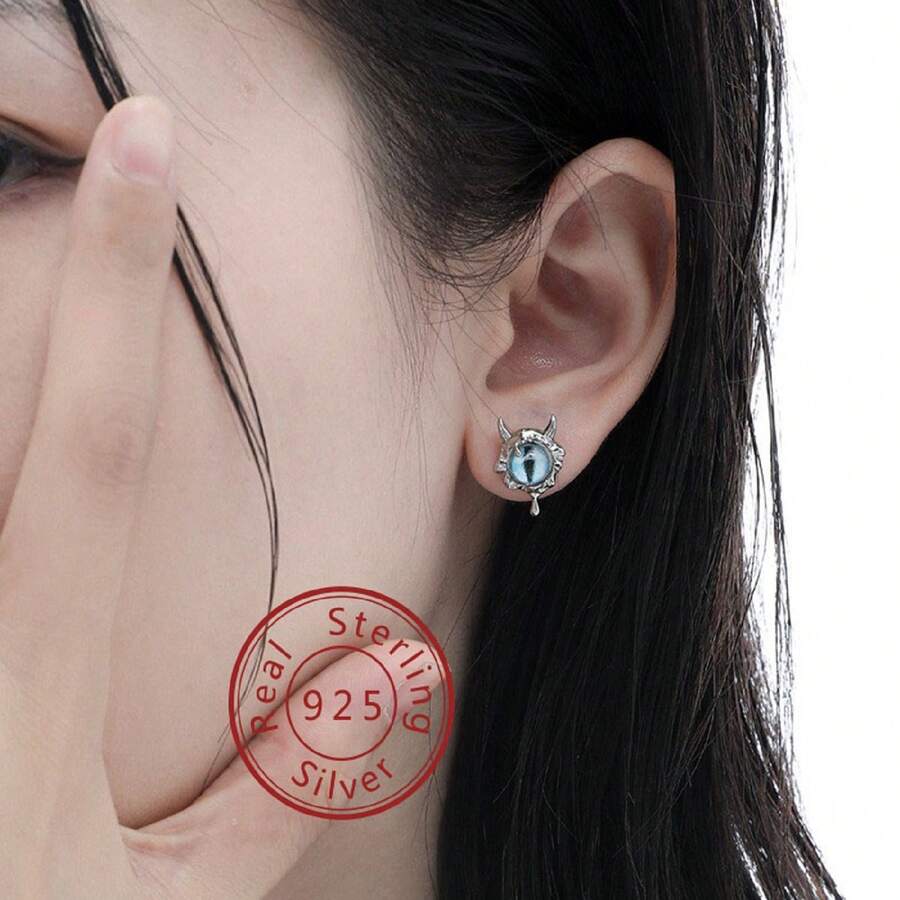 1pc Green Evil Horn & Eye Design Stud Earring - Green - View 1
