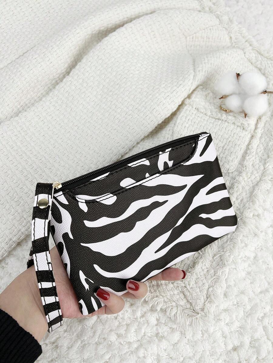 SOUTHLAND&KANGAROO Ví thời trang sọc ngựa vằn có khóa kéo chìa khóa điện thoại di động cho nữ Ví da PU họa tiết nhẹ Tiền mặt Thẻ căn cước Thẻ tín dụng Túi xách tay Ví nhỏ Ví ngắn Malist Thời trang doanh nhân hiện đại cho kỷ niệm Ngày lễ tình nhân Quà tặng sinh nhật Quà tặng cho bé gái Cho phụ nữ Cho túi xách nữ Đồ dùng học tập Cho trường học Phòng ký túc xá & Quay lại trường In hình con bò Da chất lượng cao cho phụ nữ Ví ví mini Ví ví đeo tay Ví đựng tiền xu - Đen và trắng - Xem 1