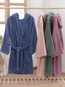 1pc Coral Fleece Auspicious Plaid Pattern Short Hooded Robe, Suitable For Slim Figures, Soft & Absorbent, For Bathroom, Bedroom, Pool Use - Purple - View 6
