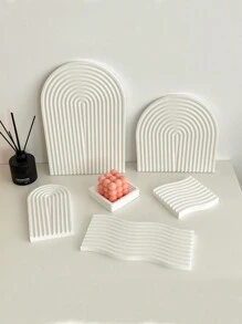 1 Khuôn silicon hình chữ U dùng để đựng chân nến thạch cao, cạnh hình vòm lượn sóng - trắng - Xem 2