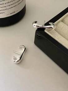 1pair Simple And Versatile European And American Style Geometric 8-shaped Earrings For Women - Silver - View 1