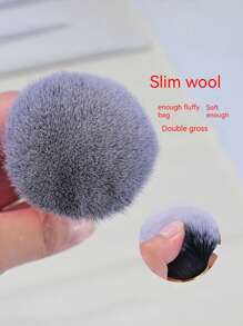 1支多功能化妝刷,適用於粉、腮紅、散粉