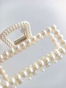 5-Piece Women's Pearl Hair Claw Set, Faux Pearl Hair Claw Set, Simple And Casual Pearl Element Hair Accessory, Hair Grabbing Without Damaging The Hair Clip, Simple Style Accessory, Home Hair Grabbing, New Year's And Travel Clothing Hair Accessory, As A Gift Multi Piece Pearl Hair Claw Set, Suitable For Various Hair Sizes Of Thick And Thin,Valentine's Day Couples As A Gift Hair Accessories Hair Clips Hair Jaw Clip Hair Clamps Hair Clutch Hair Catcher Clip