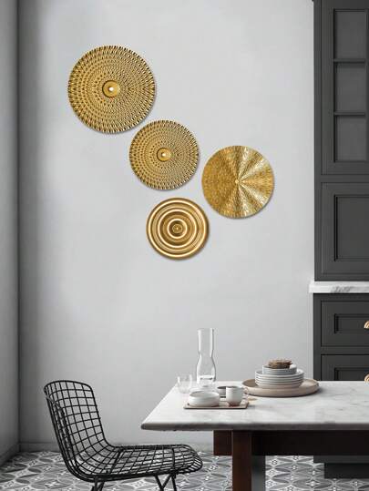 1pc Wall Hanging Round Golden Wall Decoration Creative Exquisite Disc Wall Decor Metal Asymmetric Retro Style Home Decor Wall Pendants,Home Decor ,Room Decor,Wall Decor Gifts Birthday Graduation Kitchen Decor