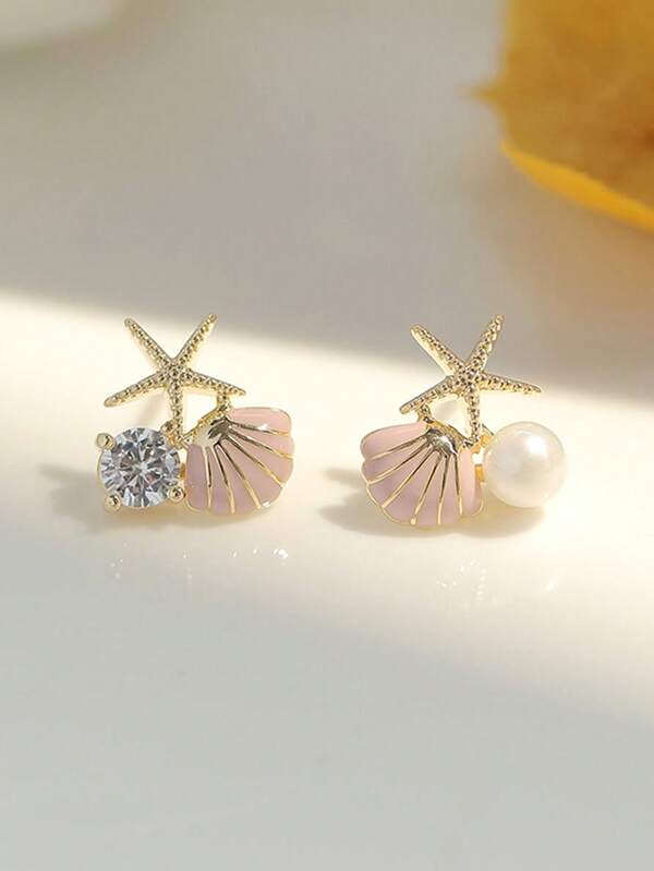 زوج (أيسر وأيمن) من أقراط مطرزة بنجمة البحر والصدف لحفلات الشاطئ، أقراط متعددة العناصر من الصدف ونجمة البحر والراين والؤلؤ، تصميم جذاب وأنيق، هدية مثالية للنساء في مناسبات الشاطئ الصيفية