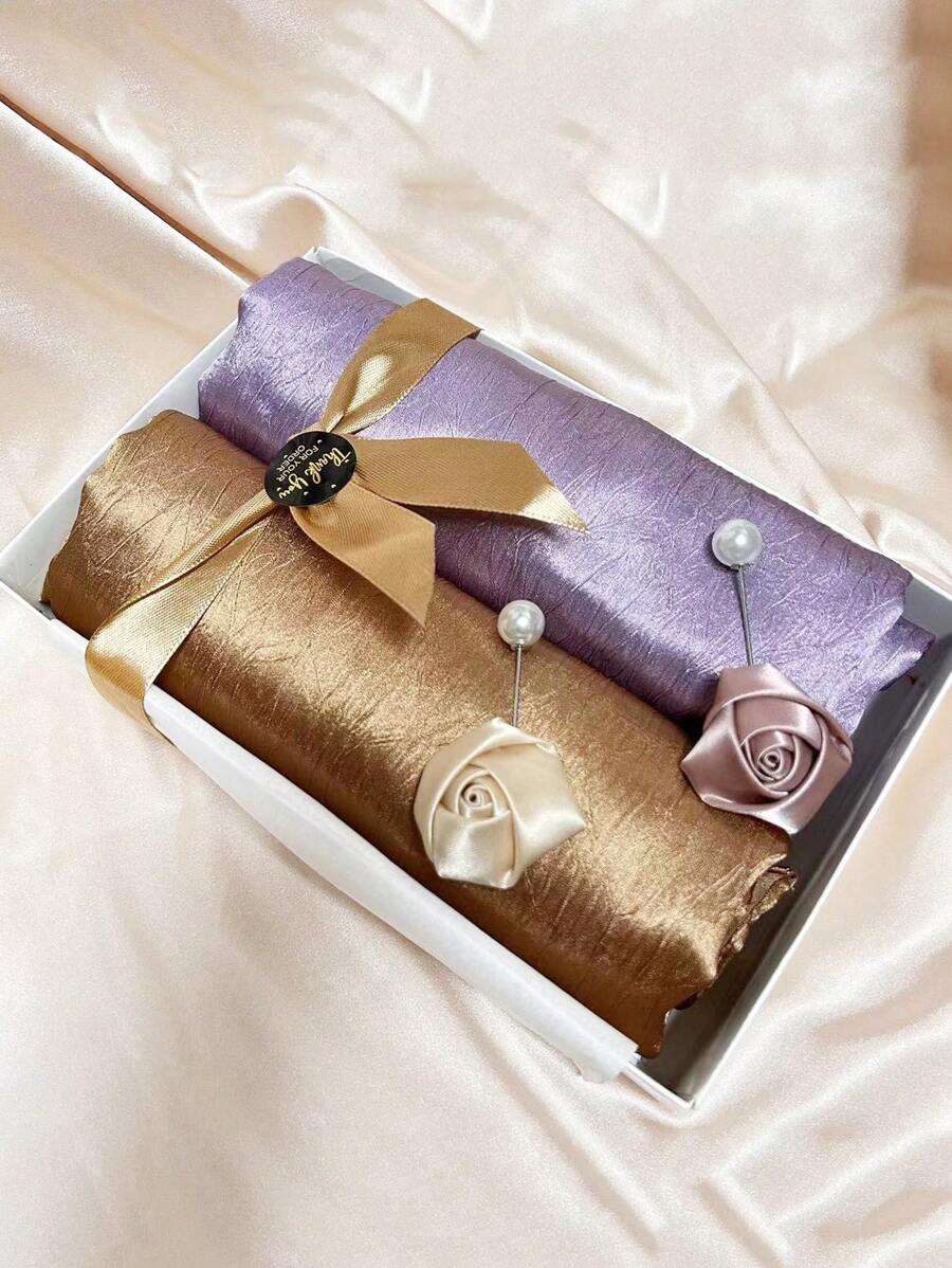 1 Box Set Satin Muslim Hijab (2pcs Hijab + 2pcs Flower Brooch), Random Box Color - Camel - View 1