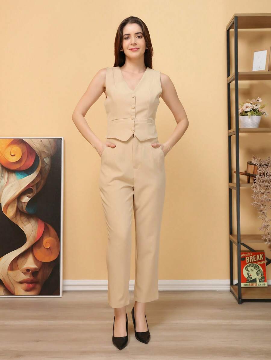 Women Two-piece Outfits - 米色 - 查看 1