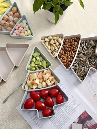 1pc Christmas Snack Tray, Slouchy Snack Box, Plastic Candy Tray, Nuts & Fruits Serving Tray, Party & Home Decorations