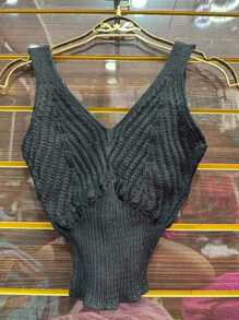 Women Tank Tops & Camis - 黑色 - 查看 1