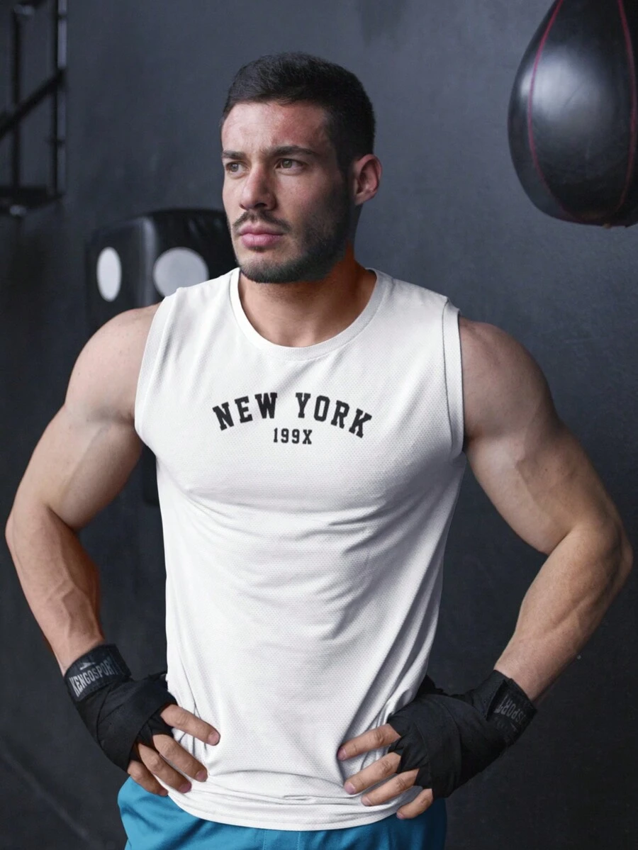 Camiseta regata masculina de tecido estampado New York 199X, gola redonda, sem mangas, ajuste regular, para academia e esportes - Branco - Visão 1