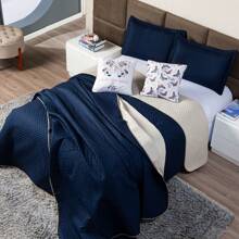 Kit Cobre Leito Colcha Borboleta Azul Marinho/Caqui Dupla Face com Almofadas Estampadas Casal Padrão 05 Peças - Decoração Quarto Moderno