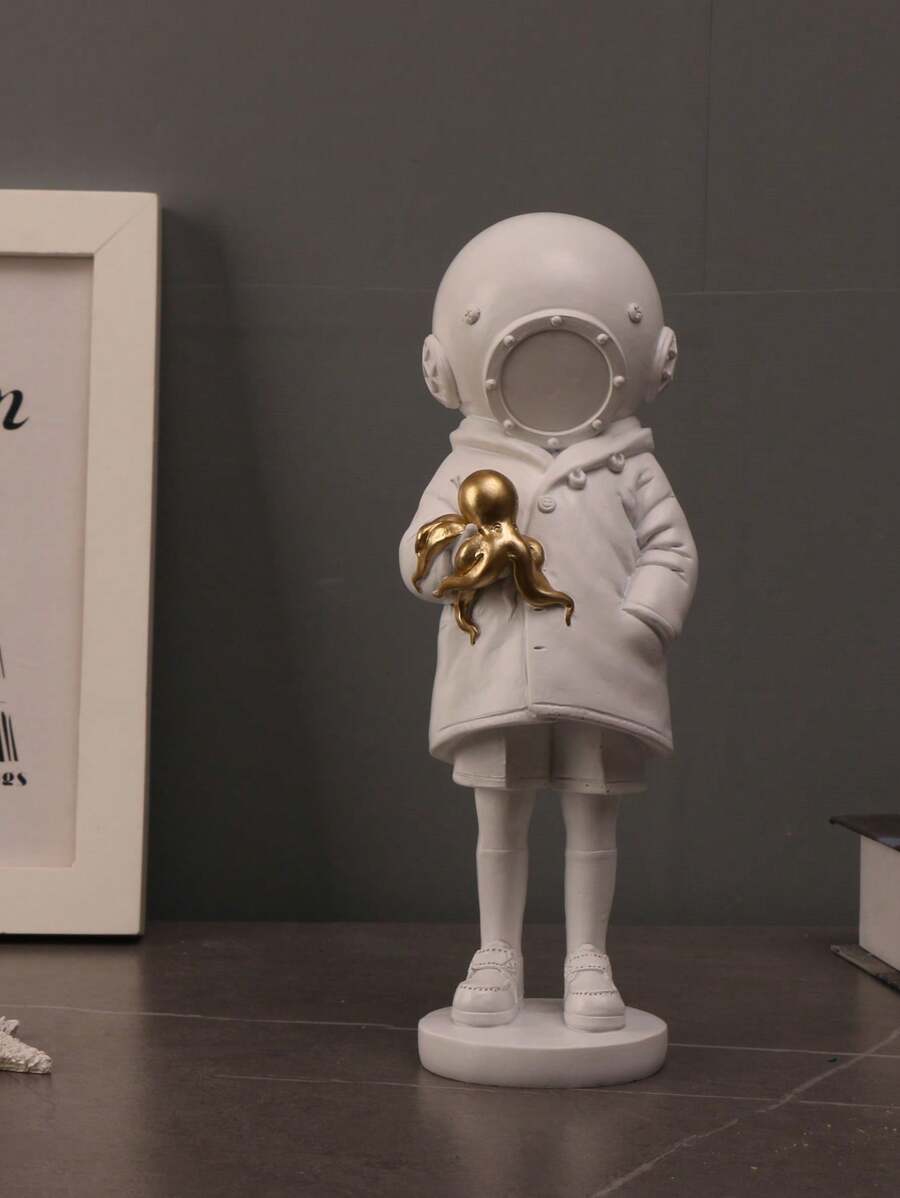 1pc White Diver Figure, Creative Sculpture Of Lonely & Communication For Living Room, Bar, Tv Cabinet, Table Decoration - White - View 1