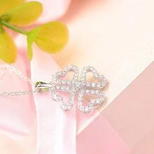 1 件女士四叶草吊坠项链心形项链 100% 纯银微镶嵌 2 毫米和 1.3 毫米圆形方晶锆石周年生日珠宝礼物 18 英寸