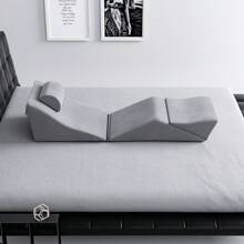 RUIZMAN 灰色時尚簡約舒適楔形抱枕 - 灰色 - 查看 1