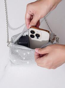 Vincy閃爍手提包迷人的閃爍和宝石石鑽，豪华奢华，閃亮的銀色鑲嵌搭扣晚禮服手袋，晚宴包，閃石、人造珍珠適合派對女孩、女人、新娘，非常適合聚會、婚禮、舞會、晚宴或酒會使用 - 銀色 - 查看 8