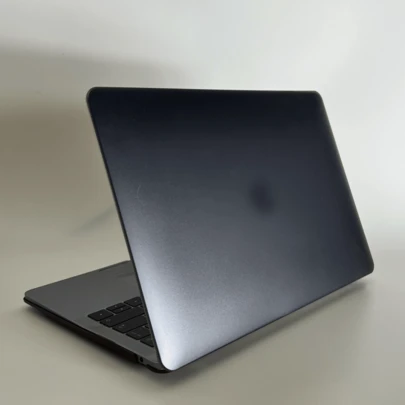 1入組高磨砂超薄套和1入組底座適用於MacBook Air/Pro