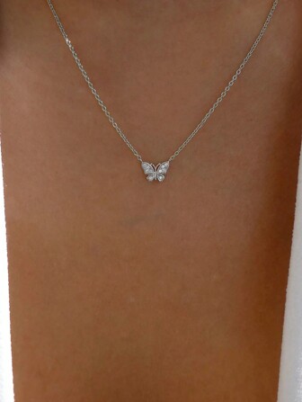 水鑽蝴蝶墜飾項鍊