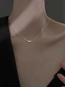 褶皺微笑項鍊是A簡約風,燈,豪華,時尚和多用途首飾類,合適的適用於女性的派對,宴會,約會,節日,和 - 銀色 - 查看 1