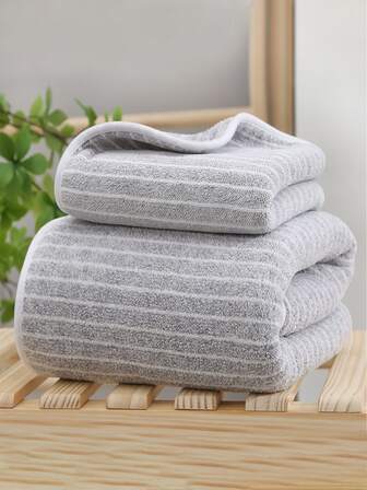 1入組灰色的條紋圖案超細纖維毛巾適用於沐浴,游泳,海灘,速乾