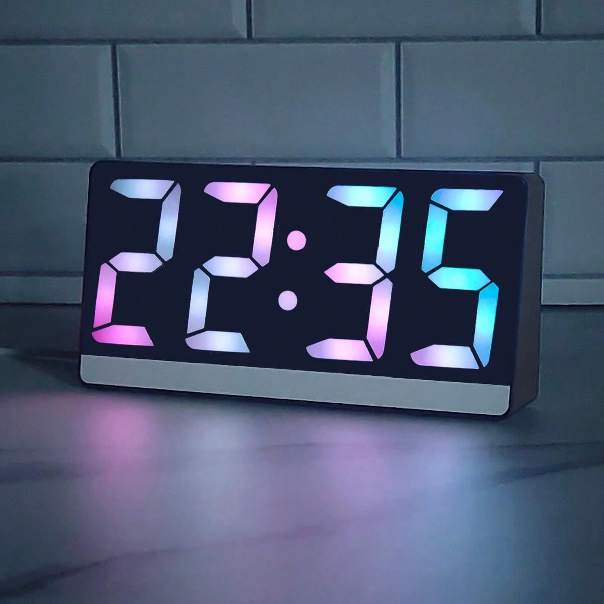 Digital Alarm Clock, Alarm Clocks for Bedrooms with Colorful LED ...