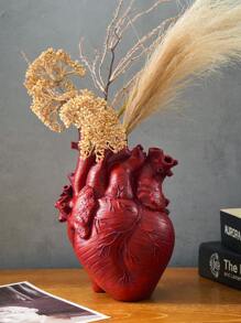 現代創意樹脂心形花瓶，具有獨特的血管紋理和清晰的心形，非常適合乾花或鮮花插花，是家庭、派對、餐廳裝飾工藝品的完美選擇