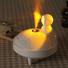 White Spaceship Shaped Humidifier - White - View 4