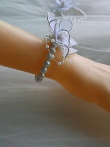 1件纯白色新娘腕花，伴娘手花，婚礼配饰，摄影道具，日常佩戴手链，弹性仿珍珠链装饰，情人节配饰