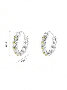 1對優雅時尚的s925銀雛菊形浪漫風格耳環,適合女性日常辦公室穿著