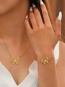 不銹鋼首飾套裝包括精美蝴蝶吊墜項鍊,翻領項鍊和手環在兩者金色和銀顏色,理想適用於女士配件,派對,和禮物至朋友們 - 金色 - 查看 2