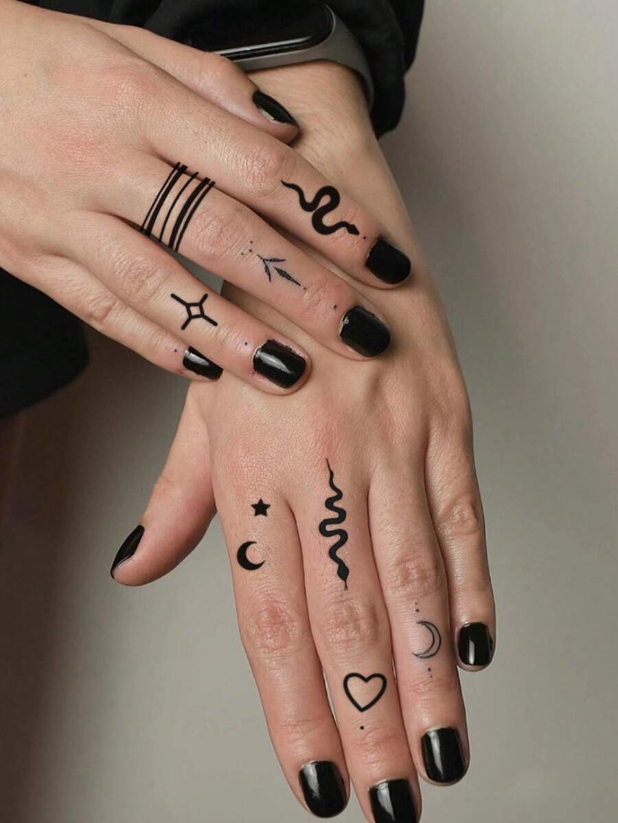 2入組黑色新月形、心形及小蛇圖案的指紋、手腕、耳朵及其它身體部位暫時性紋身貼紙