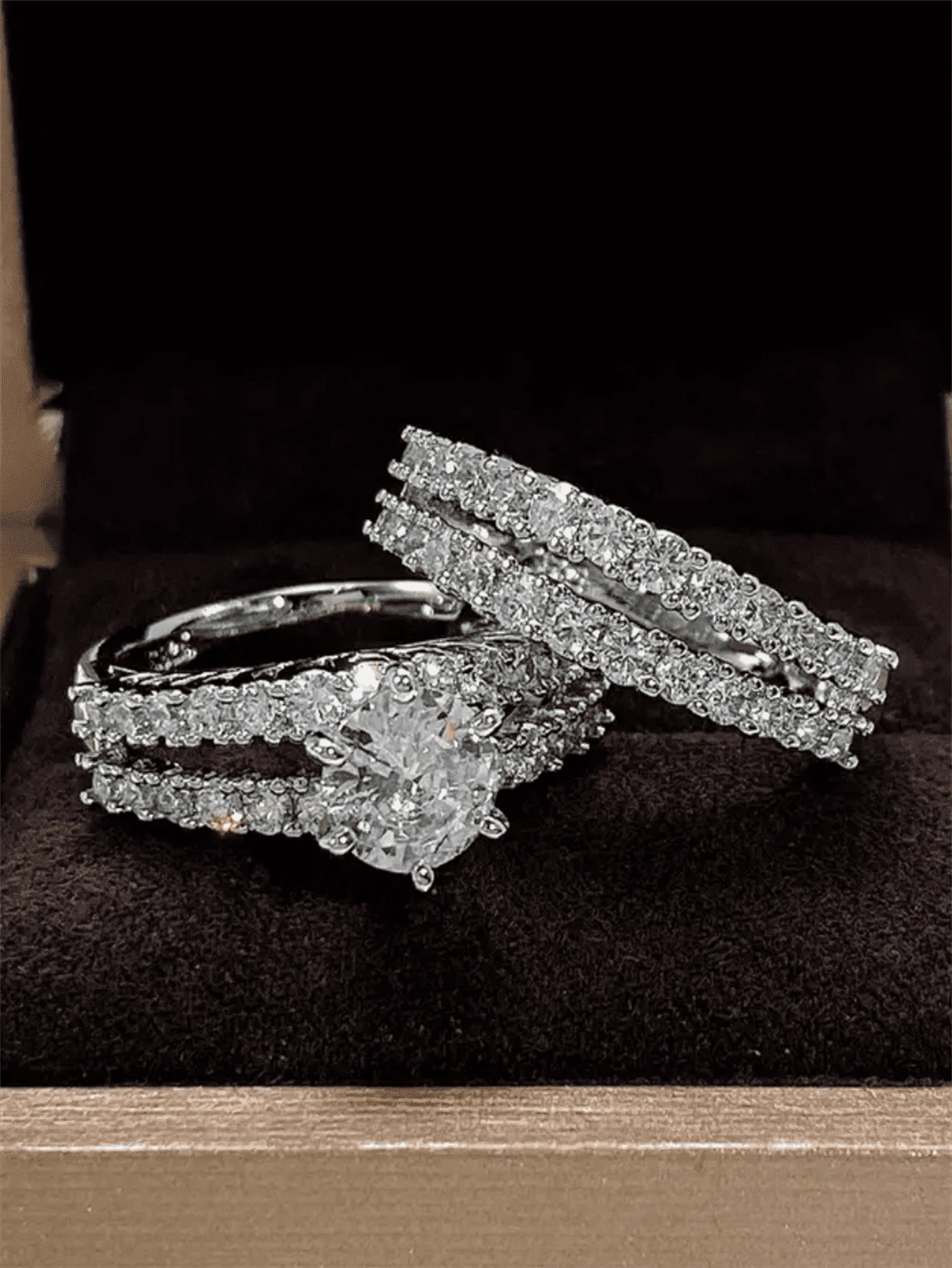 1pair Silver/white Gold Plated Eight Hearts & Eight Arrows Cut Cz Engagement/wedding Rings - Silver - View 1