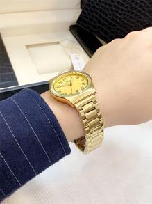 Pablo Raez 1 对优雅情侣手表，18k 金色不锈钢表壳，IPG 技术重型表带，奢华数字刻度，蝴蝶扣，防水，自动日历石英表，适合送礼、日常生活、工作，适合情侣、朋友、家人的高端礼物 - 金色 - 查看 8